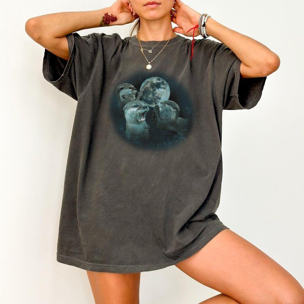 Otters Graphic Vuitino Apparel
